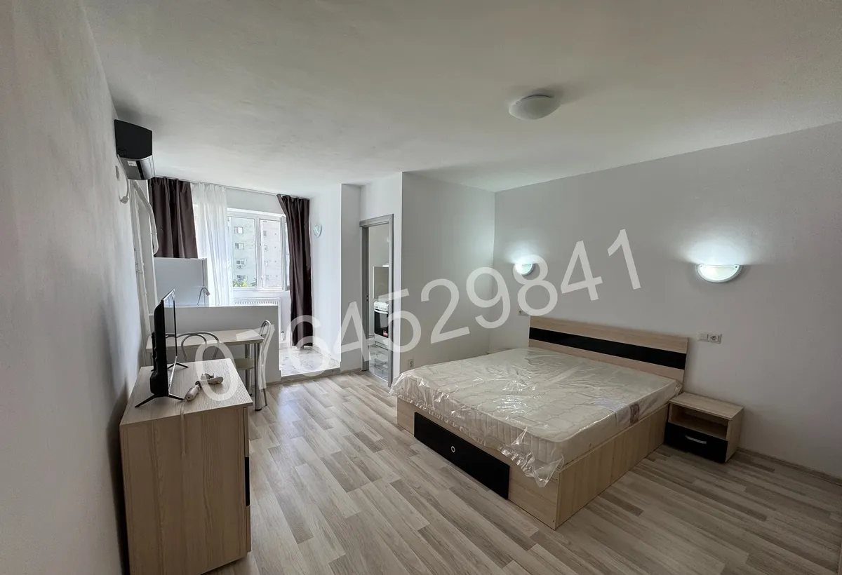 Colentina Str Masina de Paine nr 22 langa sectia 7 politie 13 min metrou