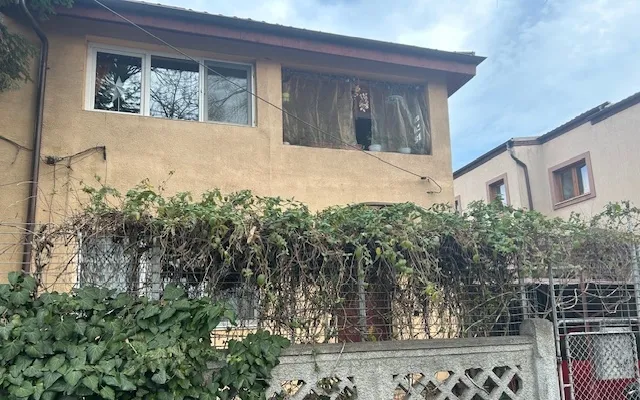 Bucur Obor casa interbelica la vanzare P 1E 150 mp teren 175 mp