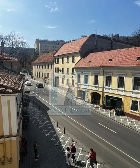 Apartament 3 camere 94 mp utili zona CentruI Istoric