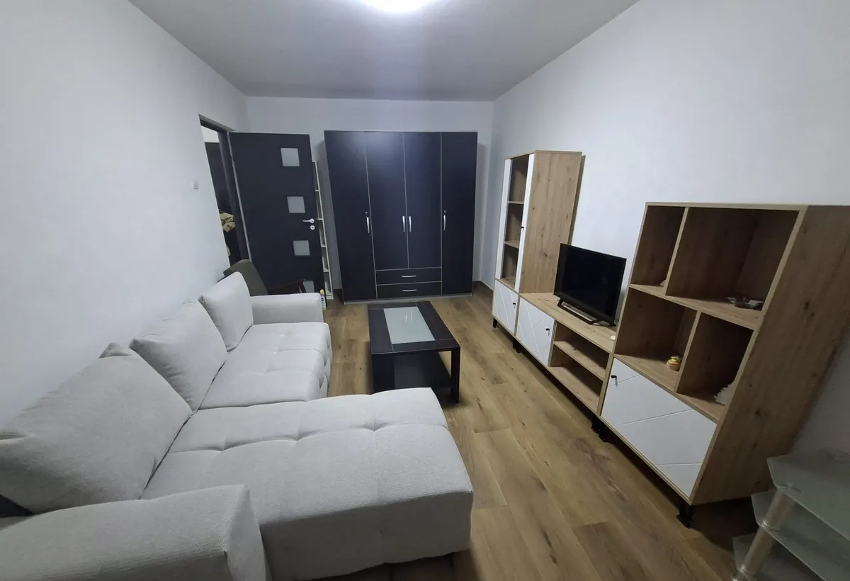 Obor Colentina Teiul Doamnei stradal vav Sectia 7 Politie