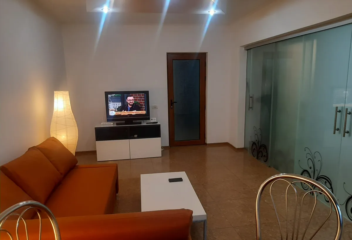 Stefan ce Mare la 3 minute de metrou Obor Mosilor