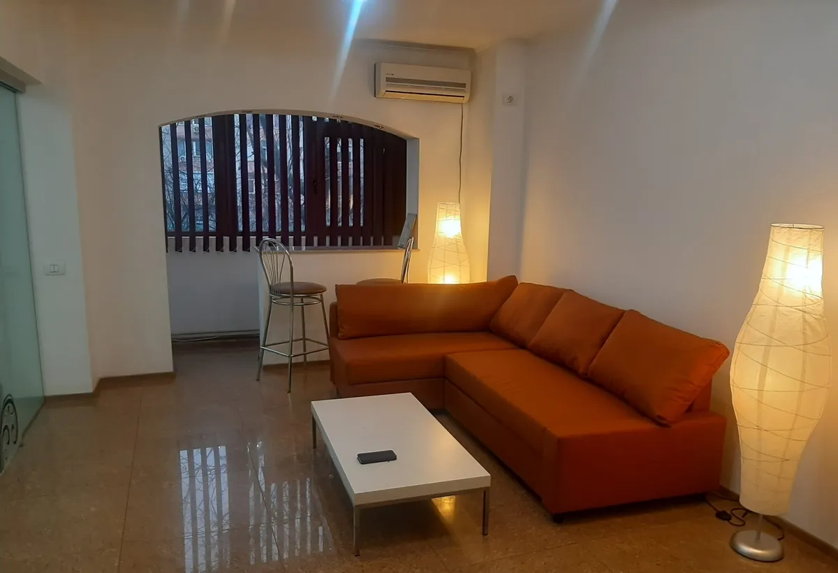 Stefan ce Mare la 3 minute de metrou Obor Mosilor