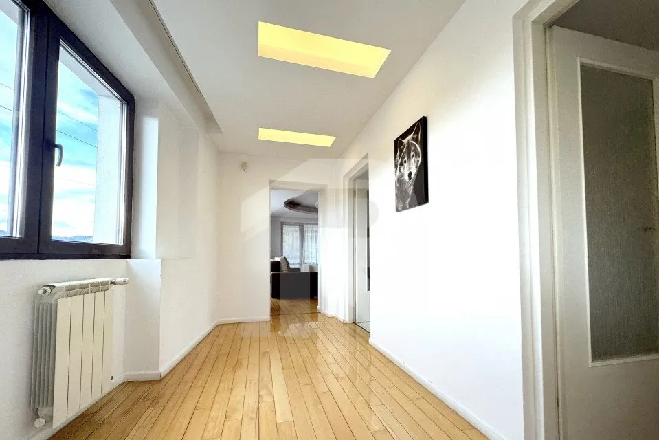 Predeal Apartament Spatios intr o cladire cu Autorizatie isu