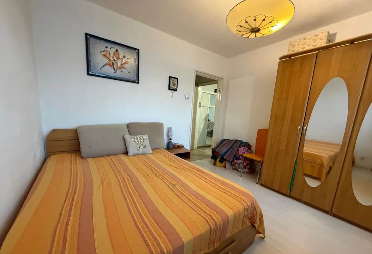 Baba Novac Campia Libertatii vedere spre parc ior