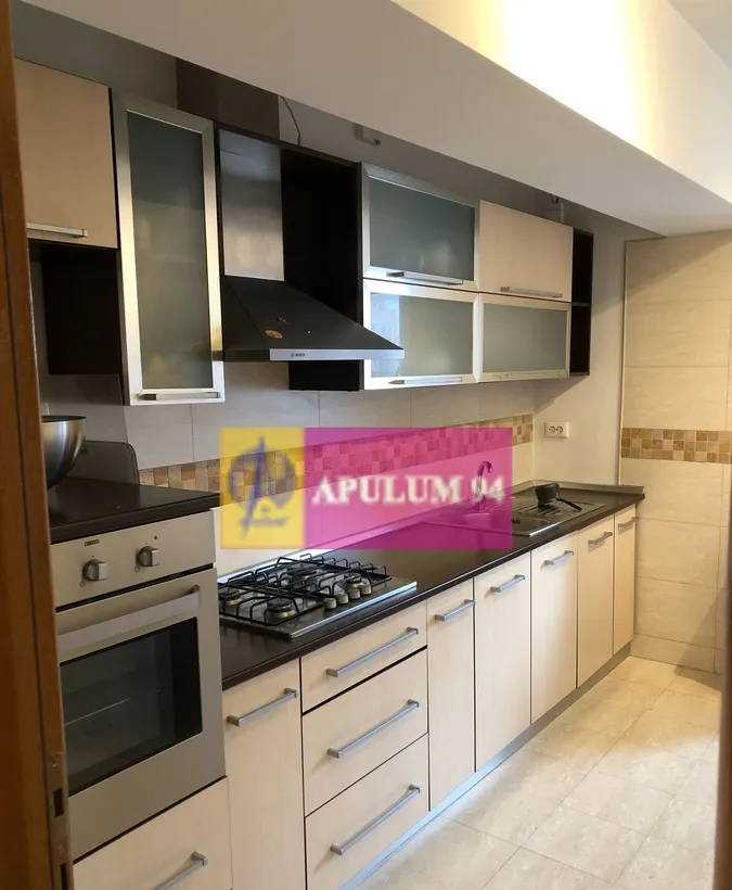 B dul Unirii apartament 3 camere lux 99mp loc parcare inclus