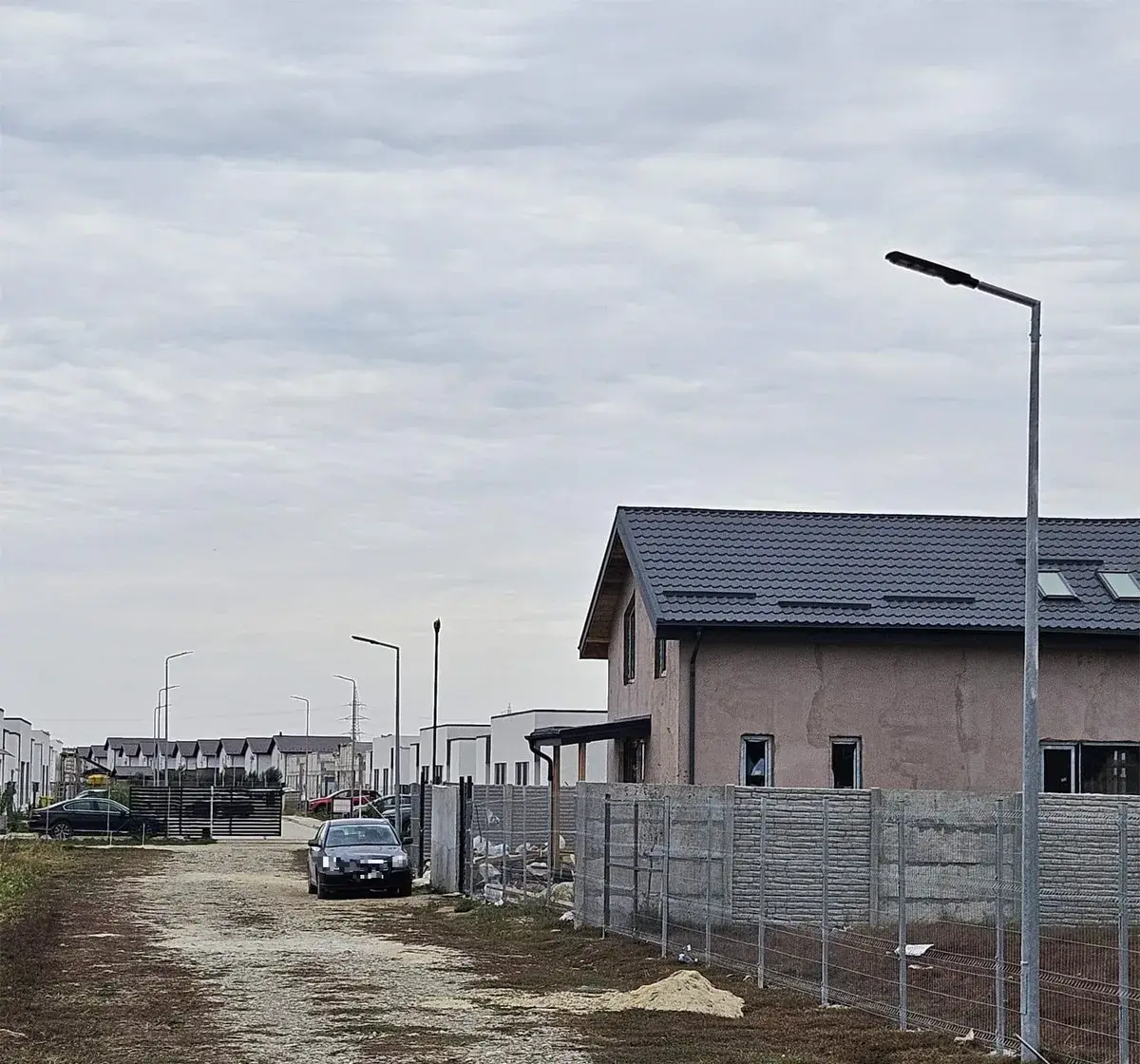 Sabareni poate fi casa ta loturi 400 mp cu utilitati aproape langa padure