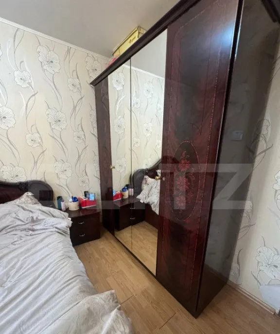 Apartament cu 3 camere 72 mp Buzoieni