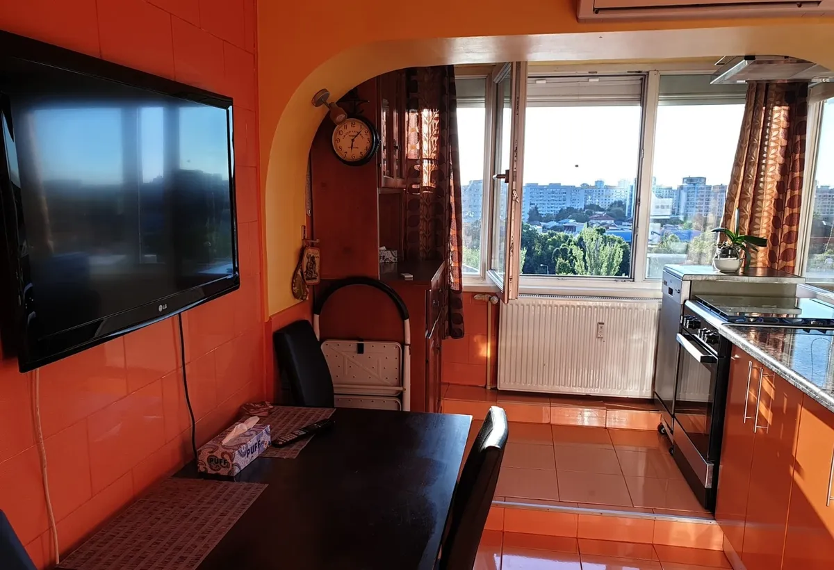 Lacul Tei x Teiul Doamnei langa Facultatea de Constructii si Parcul Tei