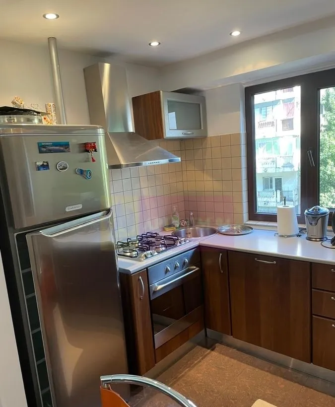 Vanzare apartament de 3 camere in zona Unirii Goga