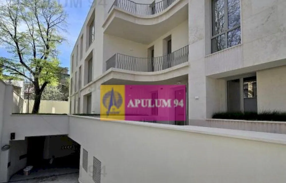 Apartament 4 camere Terasa 94mp Licurg 2 / Cartierul Armenesc