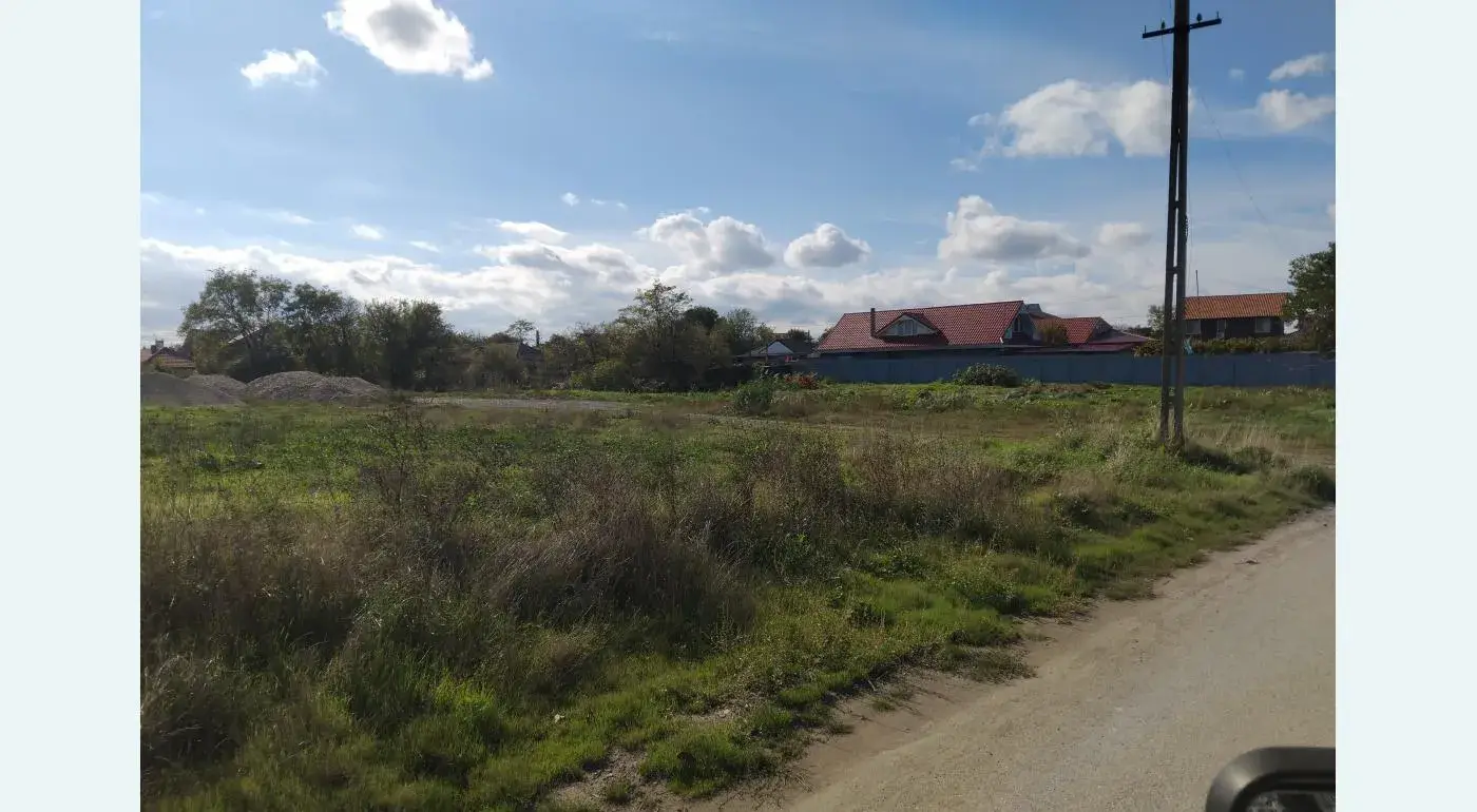 Teren strategic in Tuzla - ideal depozit central intre Const