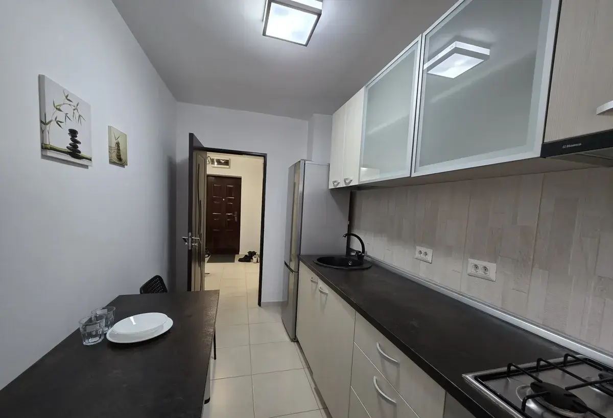 Titan parcul ior 7 minute metrou