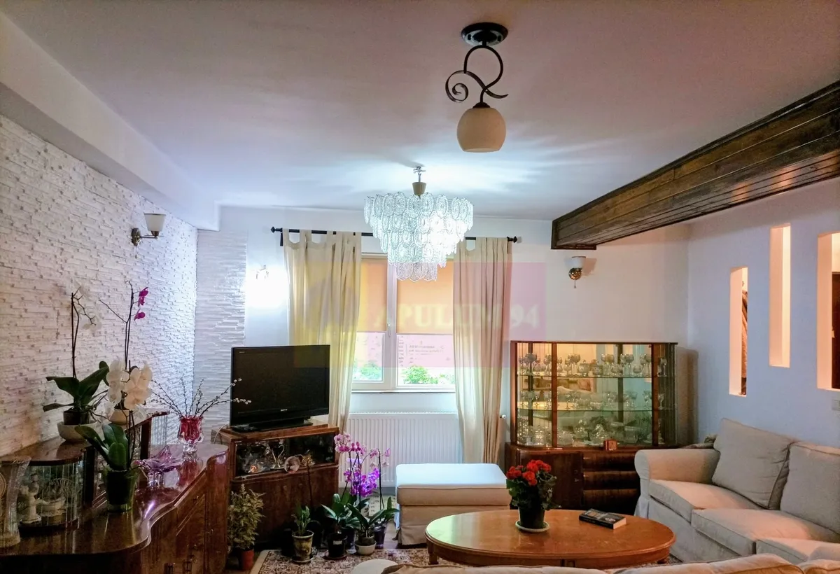 Vila de vanzare in Brebu Zona Brebu Manastirei