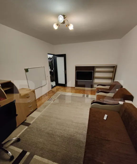 Apartament de inchiriat in zona Bradet