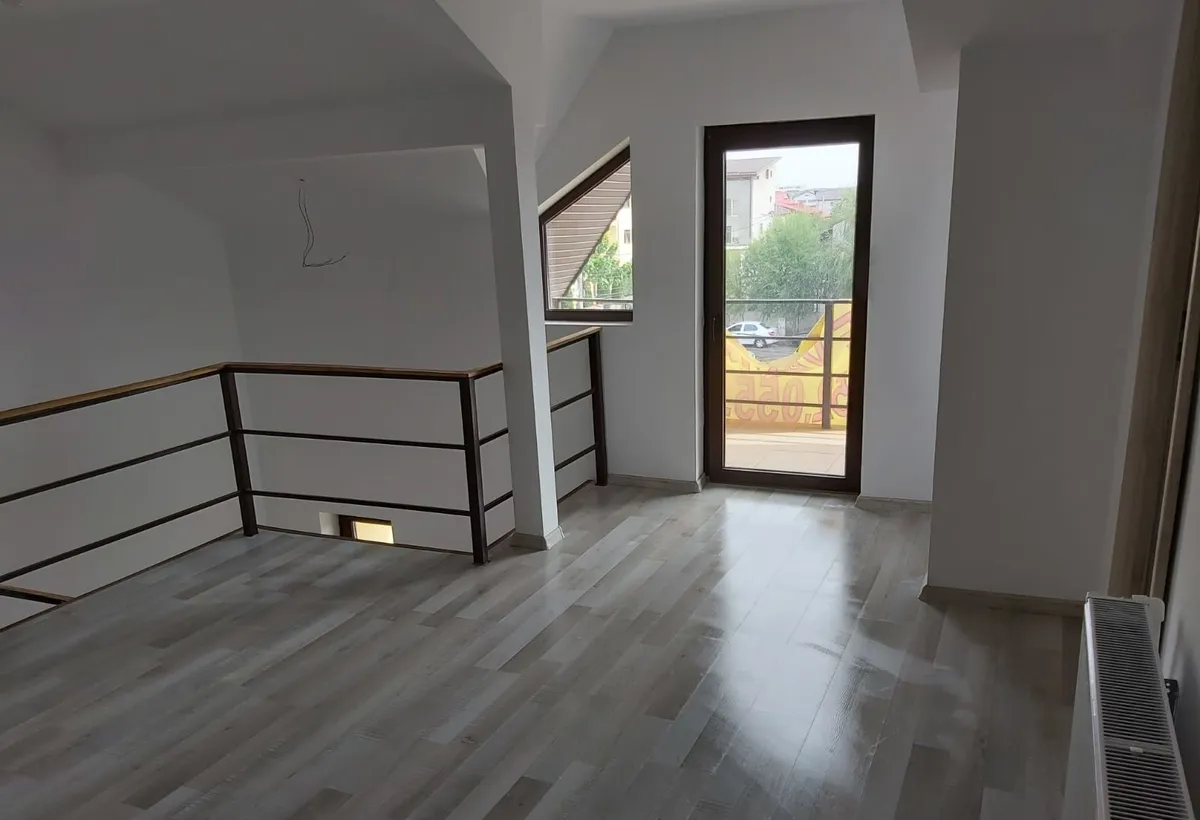 Bragadiru unica in zona 7 camere 3 bai reducere mare de pret