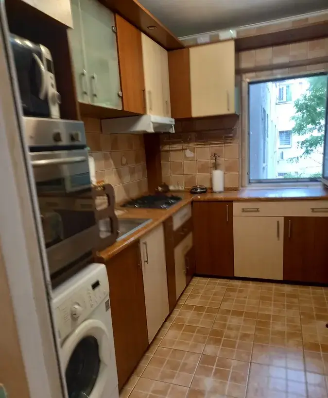 Tineretului langa parc str Pridvorului loc parcare inchiriere 2 camere