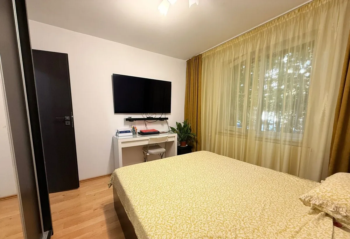 Dristor Laborator inchiriere ap 3 camere decomandat