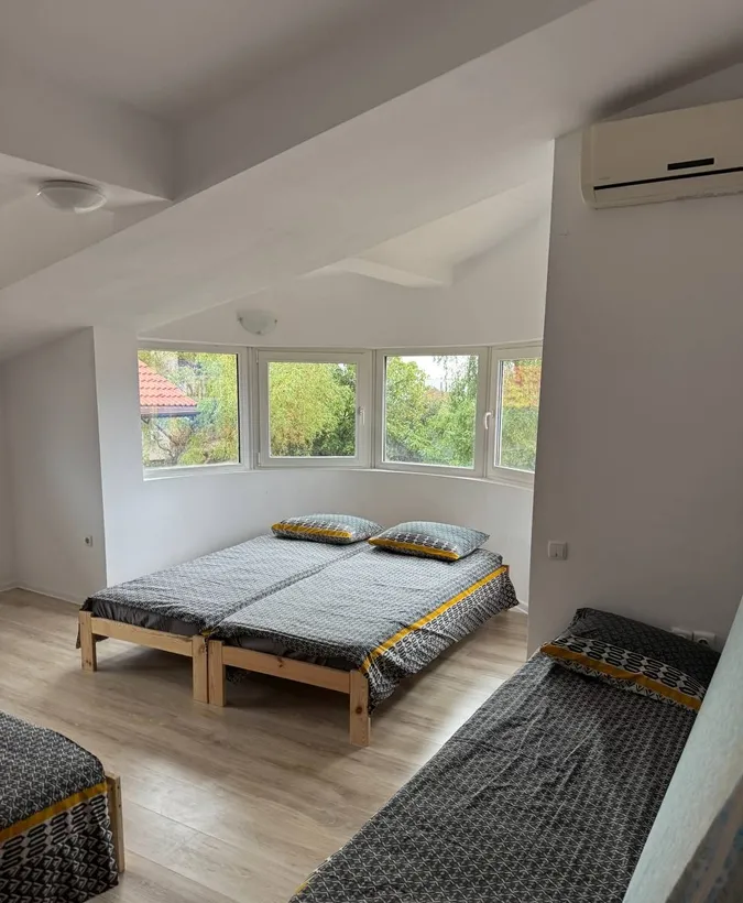 Banu Manta Stirbei Voda Pipera vile p 2 cazare muncitori Asia