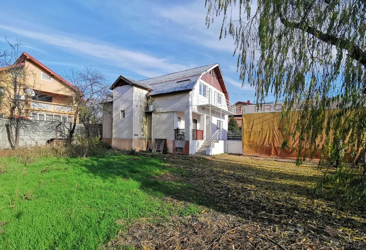 Dobroesti 5 camere vila la curte