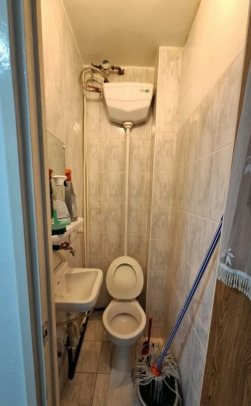 Salajan Metrou 1 Decembrie