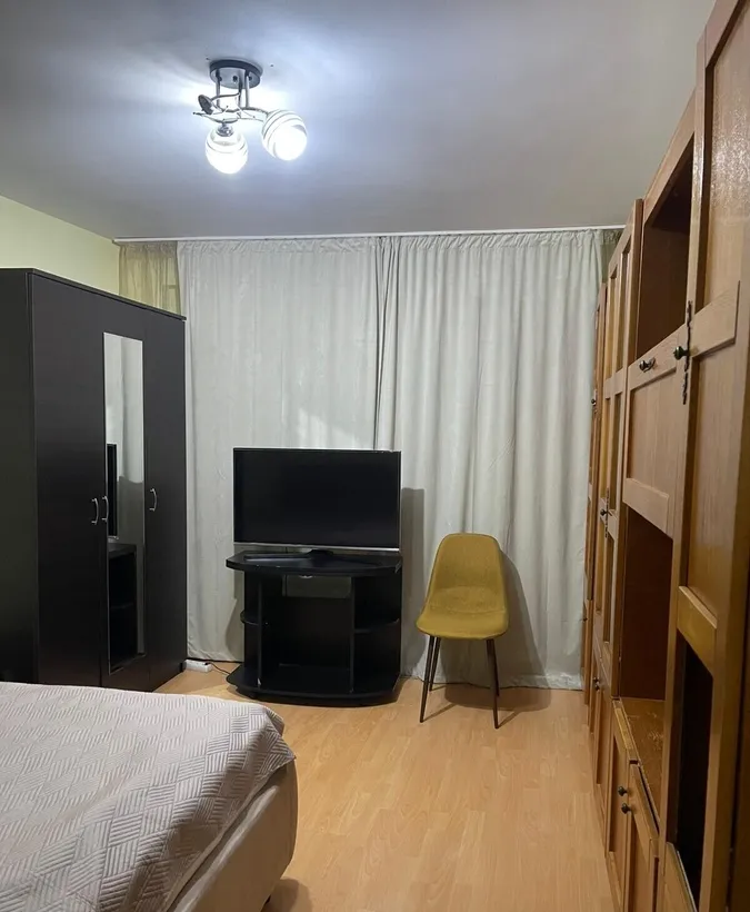 Tei Parcul Circului Barbu Vacarescu vanzare apartament 4 camere