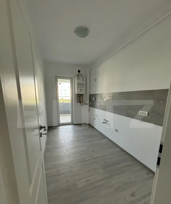 Apartament cu 2 camere complet decomandat terasa mare zon