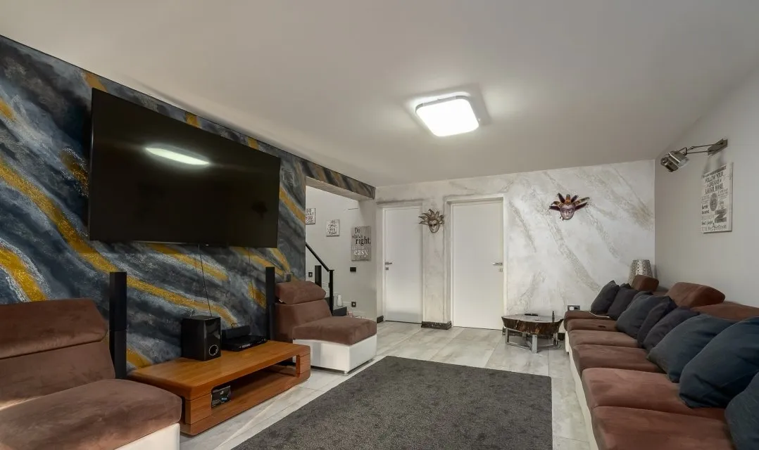 Casa Verde dn 1 aproape de Ploiesti