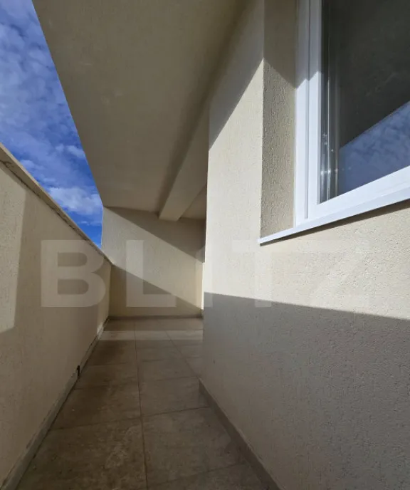 Apartament nou 3 camere 71mp loc parcare terasa Toronta