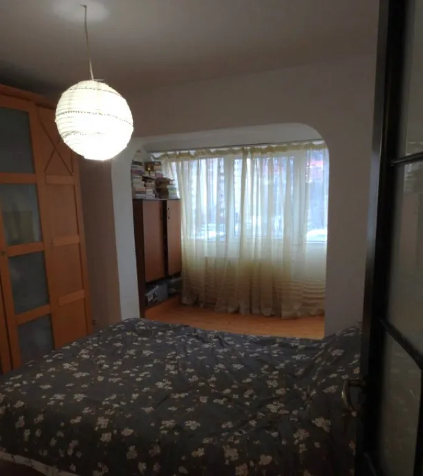 Apartament de 4 camere Boxa Parcare Racadau