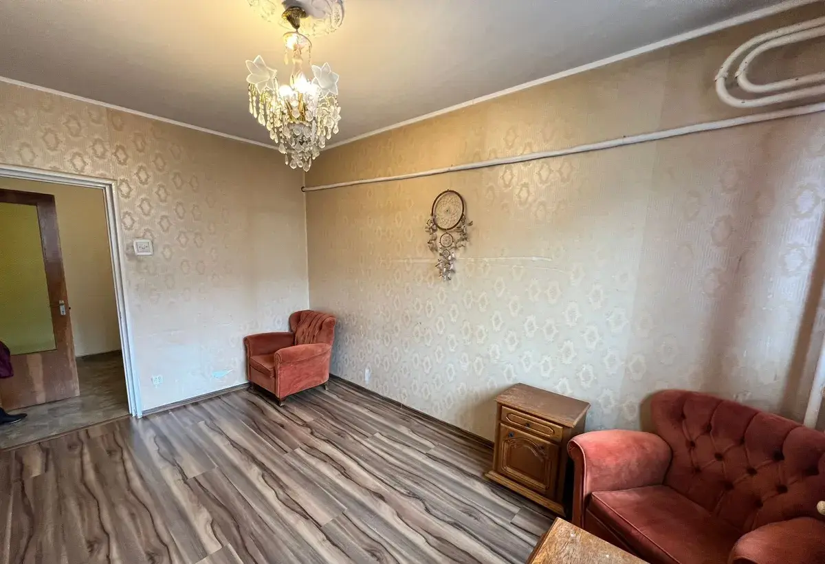 Bucur Obor metrou la 1 min 2 camere decomandat