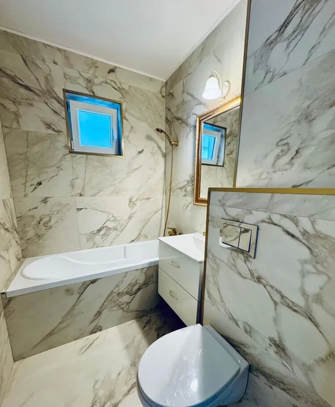 Titan Piata Minis vanzare ap 3 camere