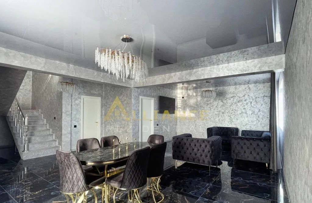 Casa P 1E 3 camere 2 bai teren 407mp