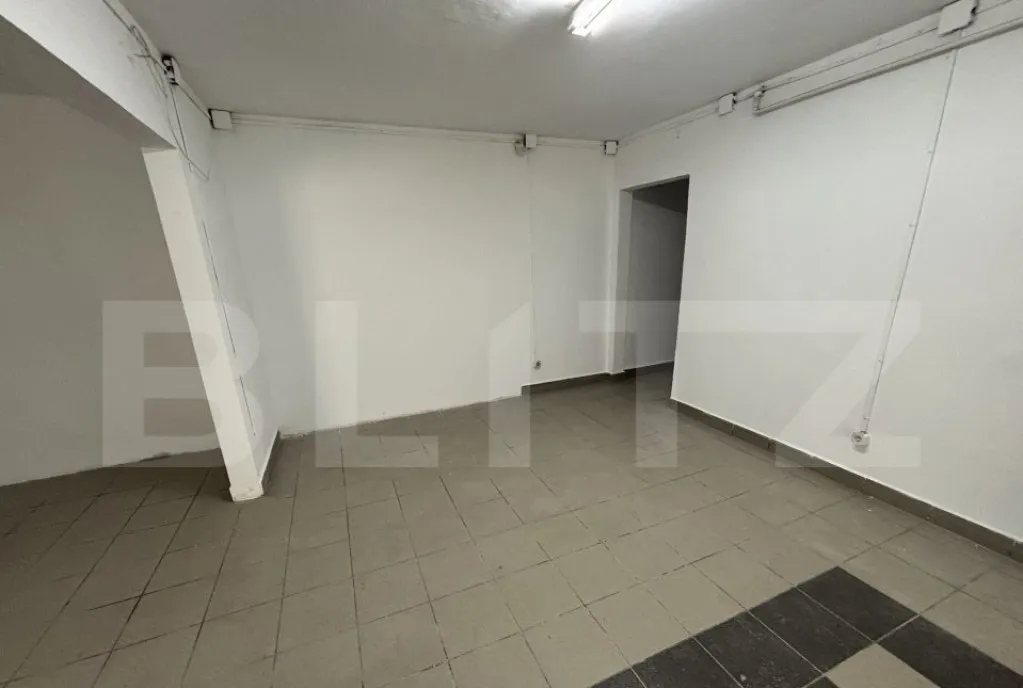 Apartament cu 4 camere 91 5 mp decomandat zona Marasesti