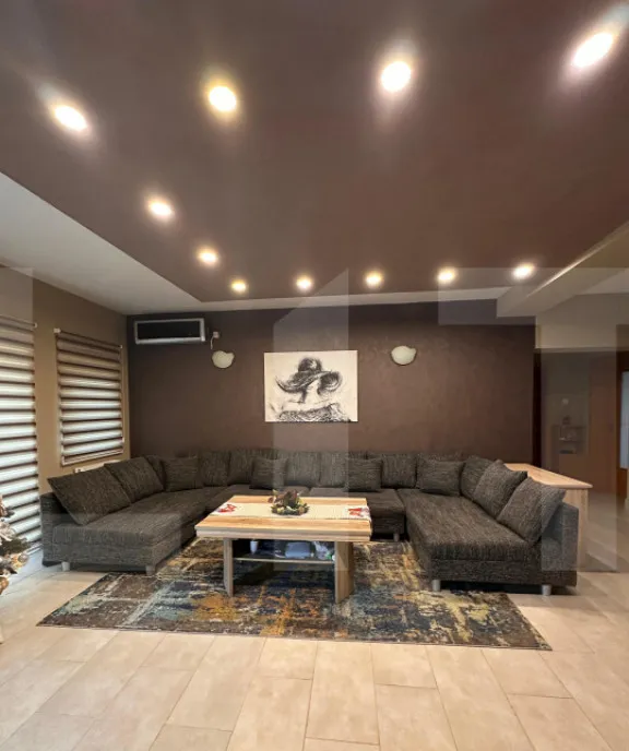 Casa spatioasa de vanzare cu 4 camere 120 mp zona Sel