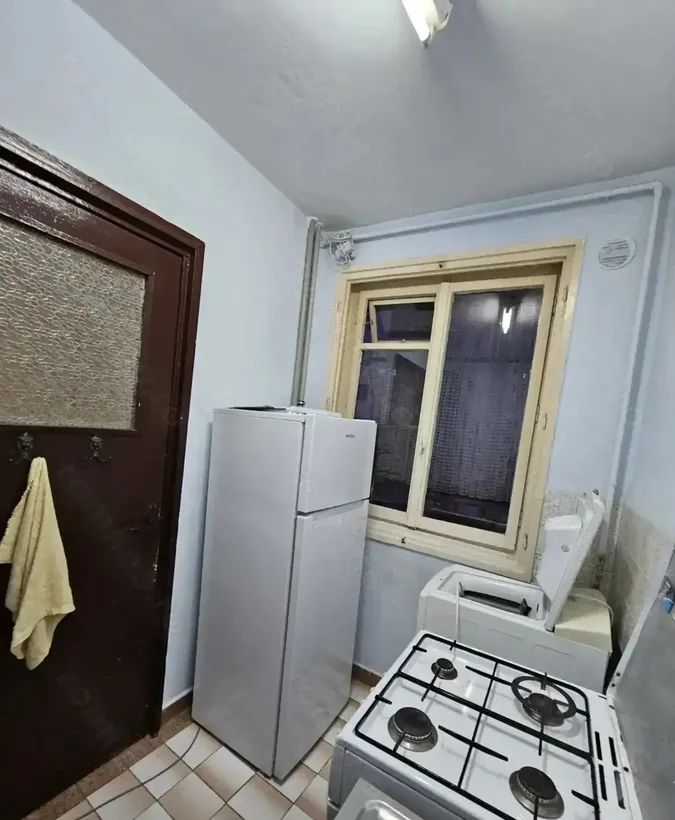 Militari Garsoniera 34 mp bloc mixt Pacii