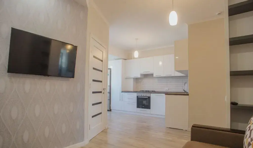 1 camera in zona Soarelui