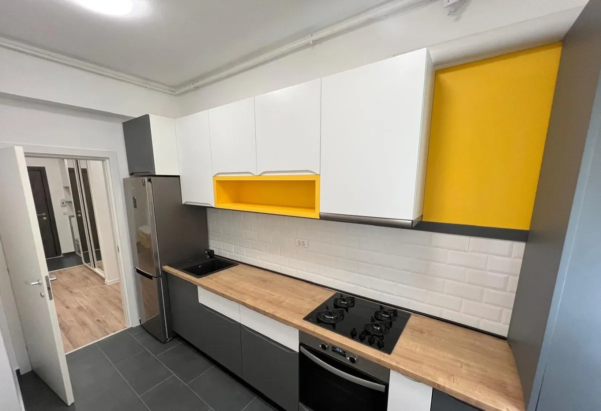 Baneasa Inchiriere 2 camere in bloc boutique Parcare