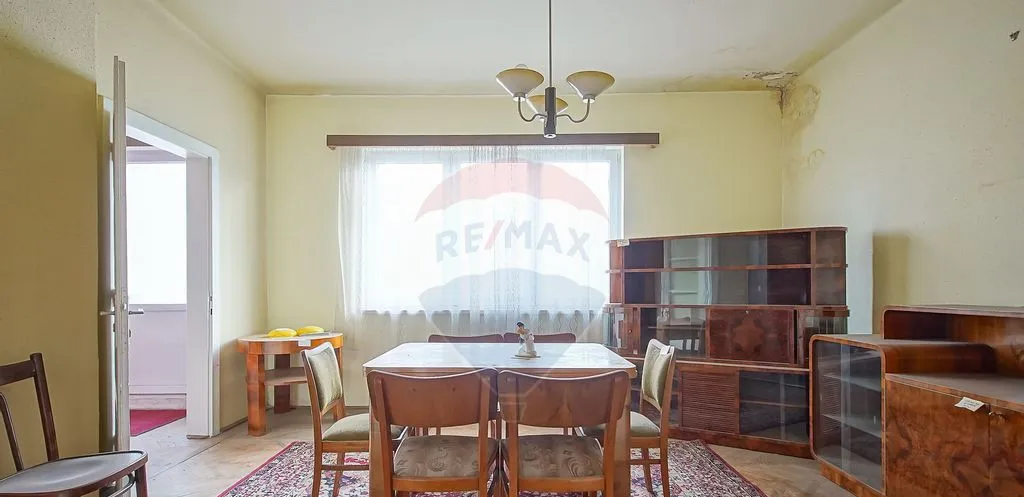 Apartament cu 3 camere de vanzare in zona Centrul Civic