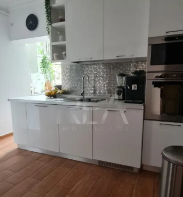 Eleganta interbelica reinventata -4 camere 141 mp Sec