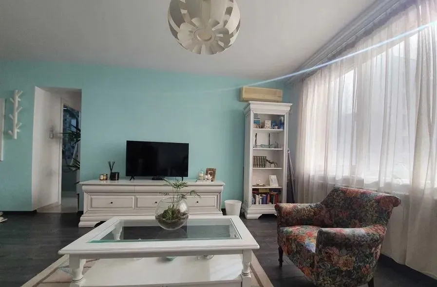 Sala Palatului Ateneu vanzare 2 camere bloc 1960 mobilat modern et 4