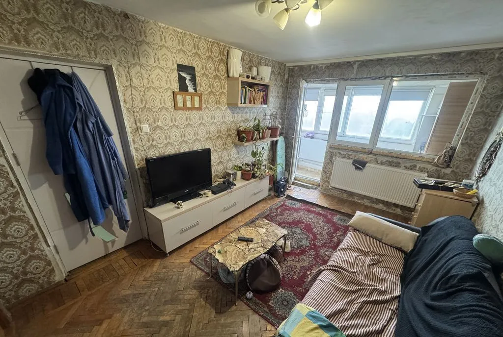 Apartament 3 camere zona Abator