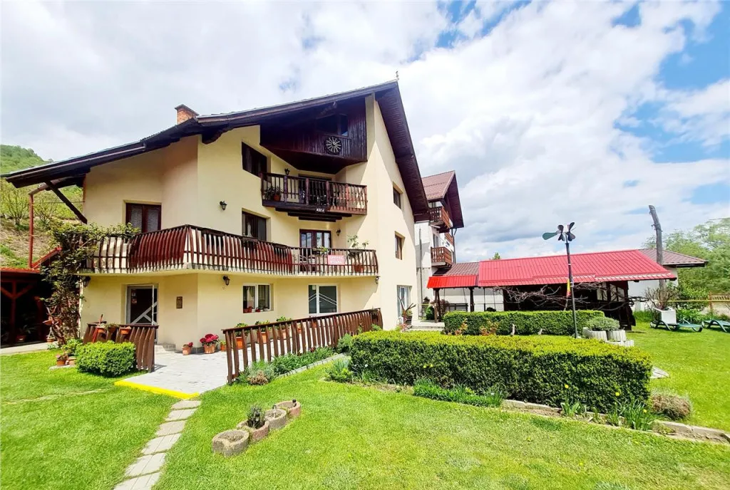 Film 3D Pensiune in decor de poveste loc de istorie si leg