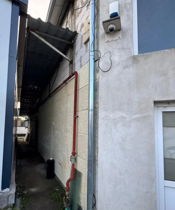 Hala de vanzare 360 mp zona Brestei