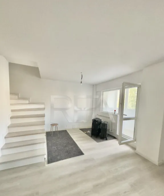 4 camere Duplex complet renovat 4 min Metrou Pacii Bd