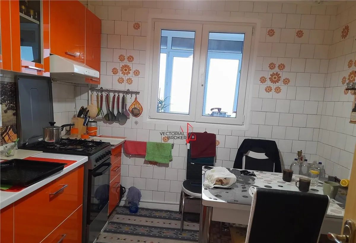 Dristor Benzinaria Moll Apartament 3 camere