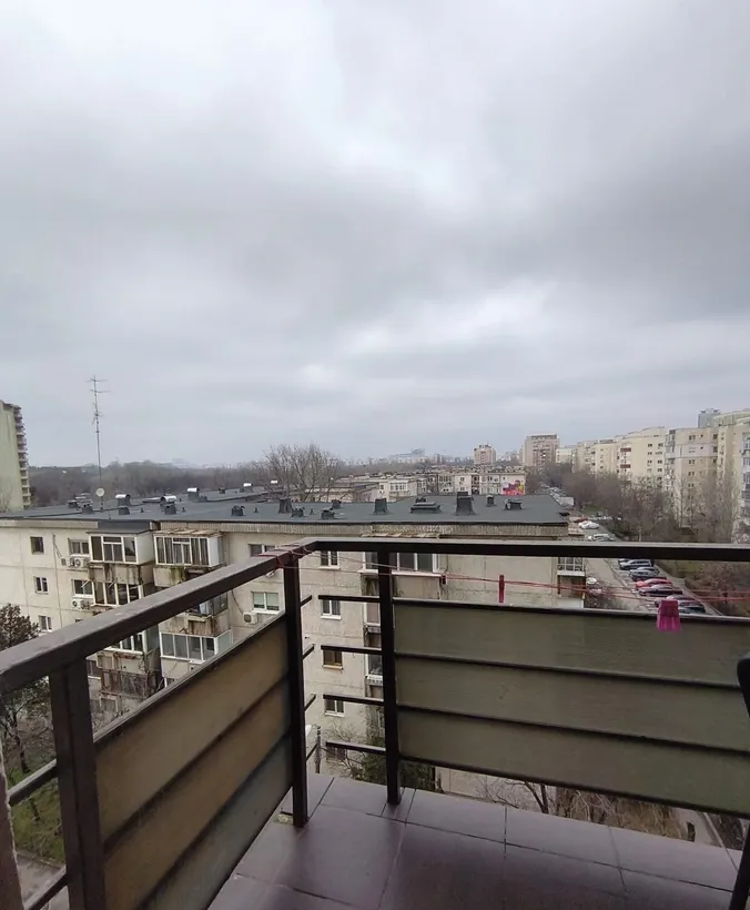 Berceni Sun Plaza Vacaresti - Studio 2000 Lei