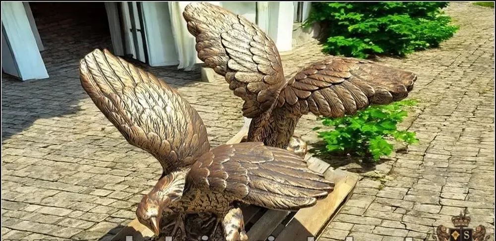 Statueta vultur pe stanca aramiu model S35