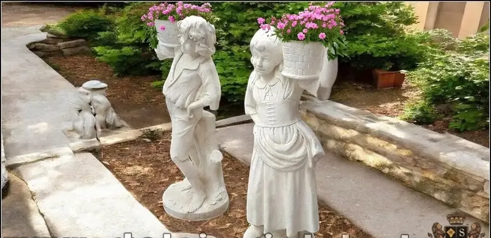 Set statuete copii cu cosulete alb model J3 J4