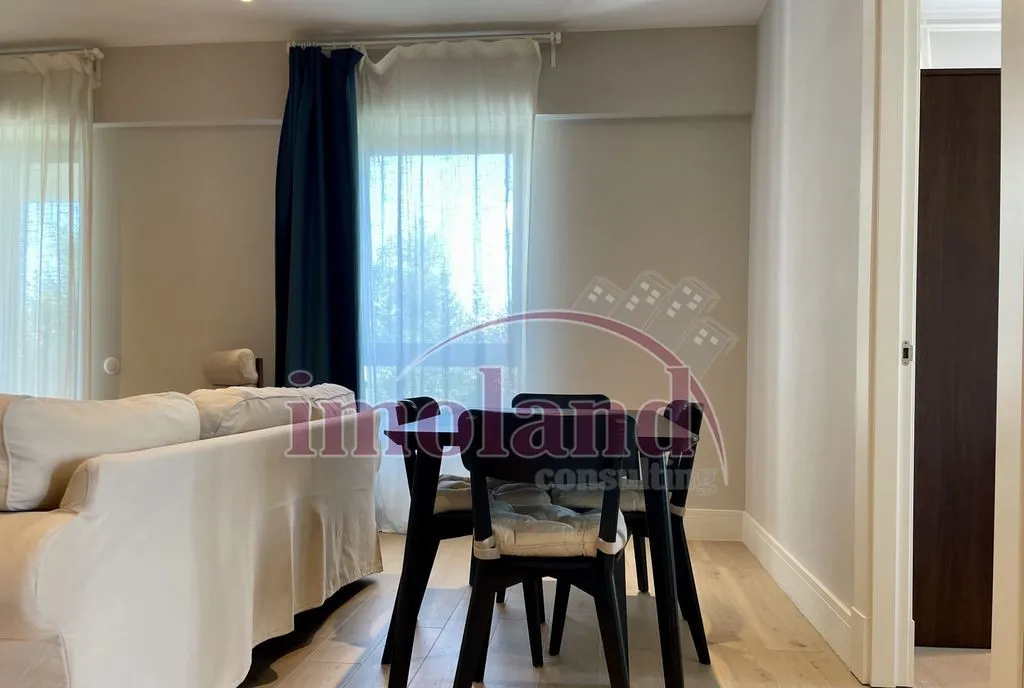 For rent 3 room apartment 1 parking gym pool Piper