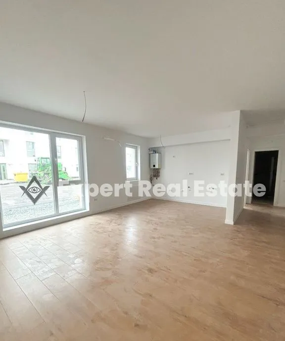 Apartament 3 camere nou parter birou cosmetica